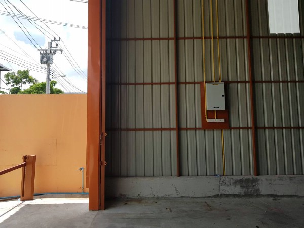 ขายหรือให้เช่าโกดังซอยโพธิ์แก้ว ลาดพร้าว 101  เนื้อที่ 56 ตรว ใช้สอย 175 ตรม ซอยโพธ์แก้ว 3  